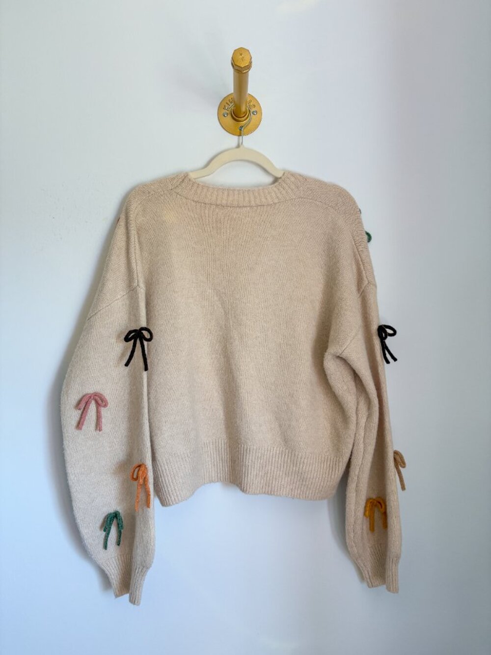 Entro Bow Detail Cardigan 🎀 | Neutral Knit w/ Colorful Bows (M) - Picture 5 of 5